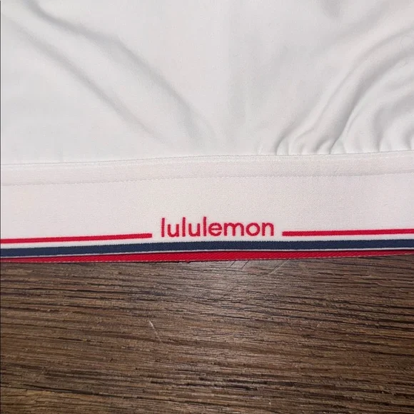 NWT Lululemon Flow Y Mid-support Bra *Logo - Picture 7 of 7